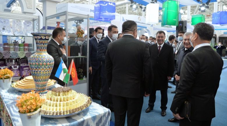 Президент Кыргызской Республики Садыр Жапаров и Президент Республики Узбекистан Шавкат Мирзиёев, 12 марта, совместно посетили инновационный технопарк «Яшнабад» в г. Ташкент.