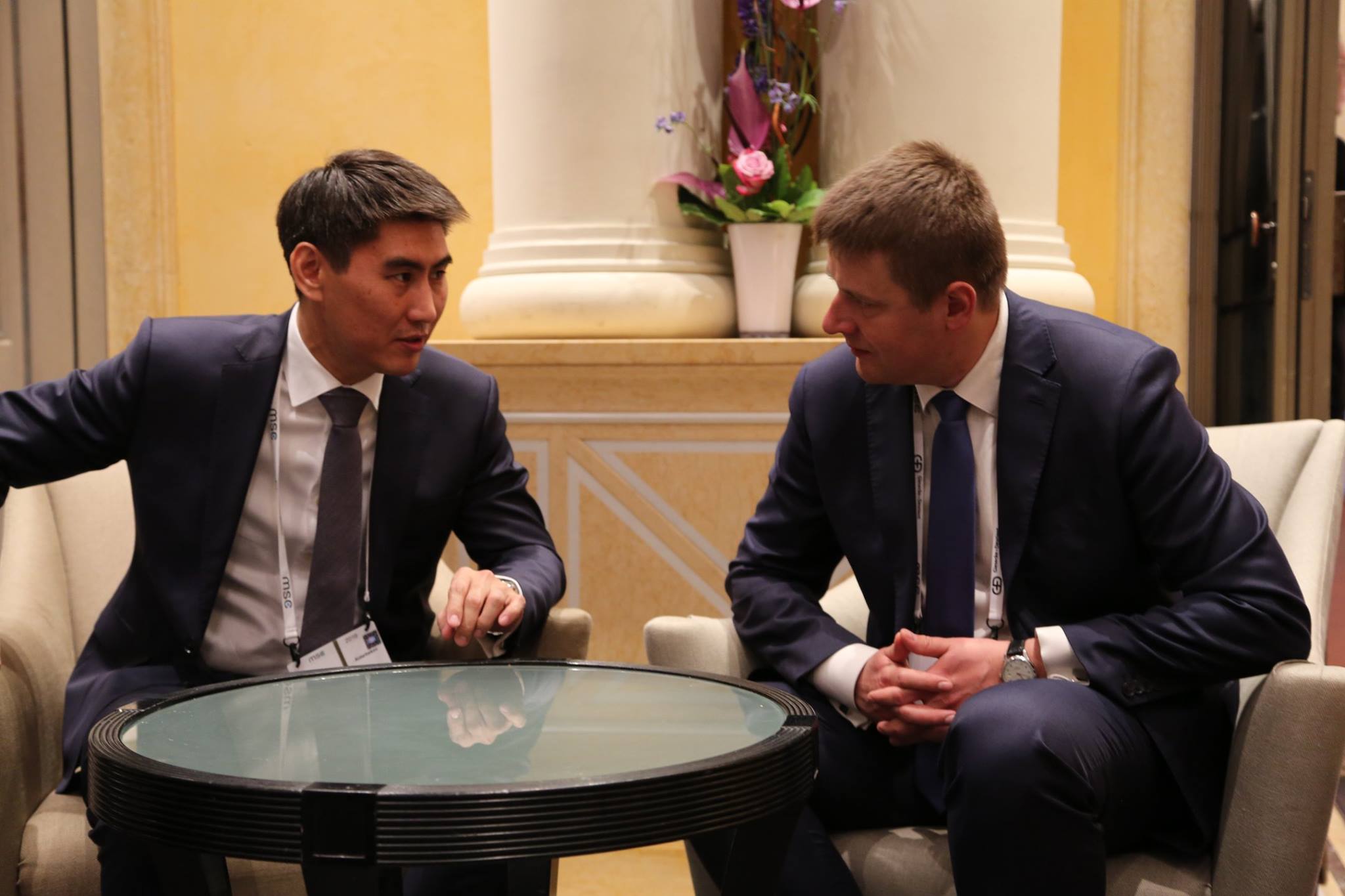 During the meeting, the sides discussed the expansion of Kyrgyz-Czech cooperation in areas of mutual interest.