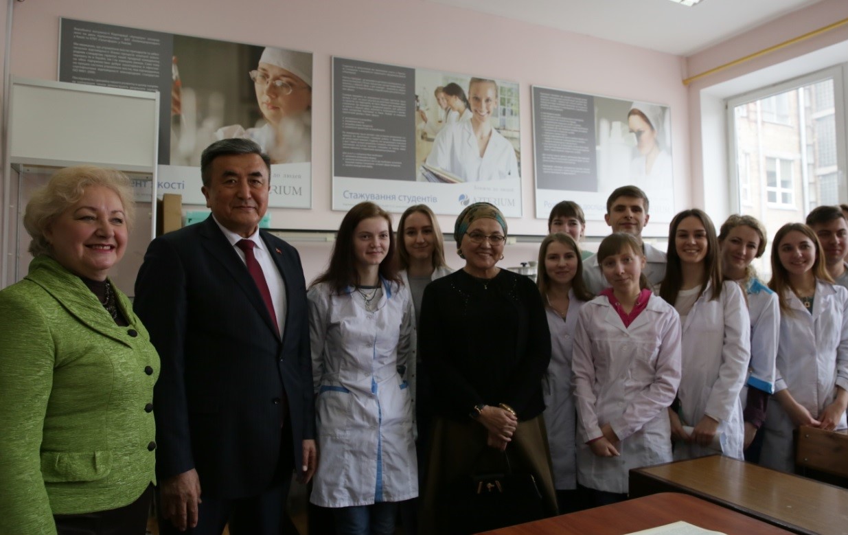 The Ambassador Extraordinary and Plenipotentiary of the Kyrgyz Republic in Ukraine Zhusupbek Sharipov visited the Kiev National University of Technology and Design.