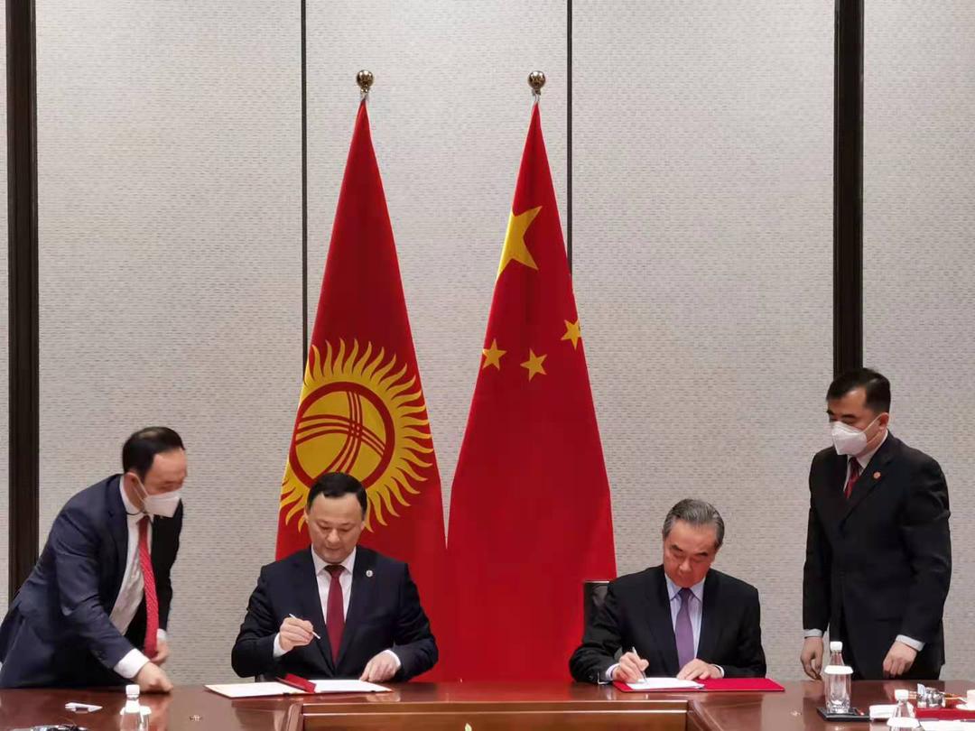 On 11 May 2021 in Xi'an the Minister of Foreign Affairs of the Kyrgyz Republic Ruslan Kazakbaev held bilateral talks with the Member of the State Council, Minister of Foreign Affairs of the People's Republic of China Wang Yi during his official visit to the People's Republic of China. 