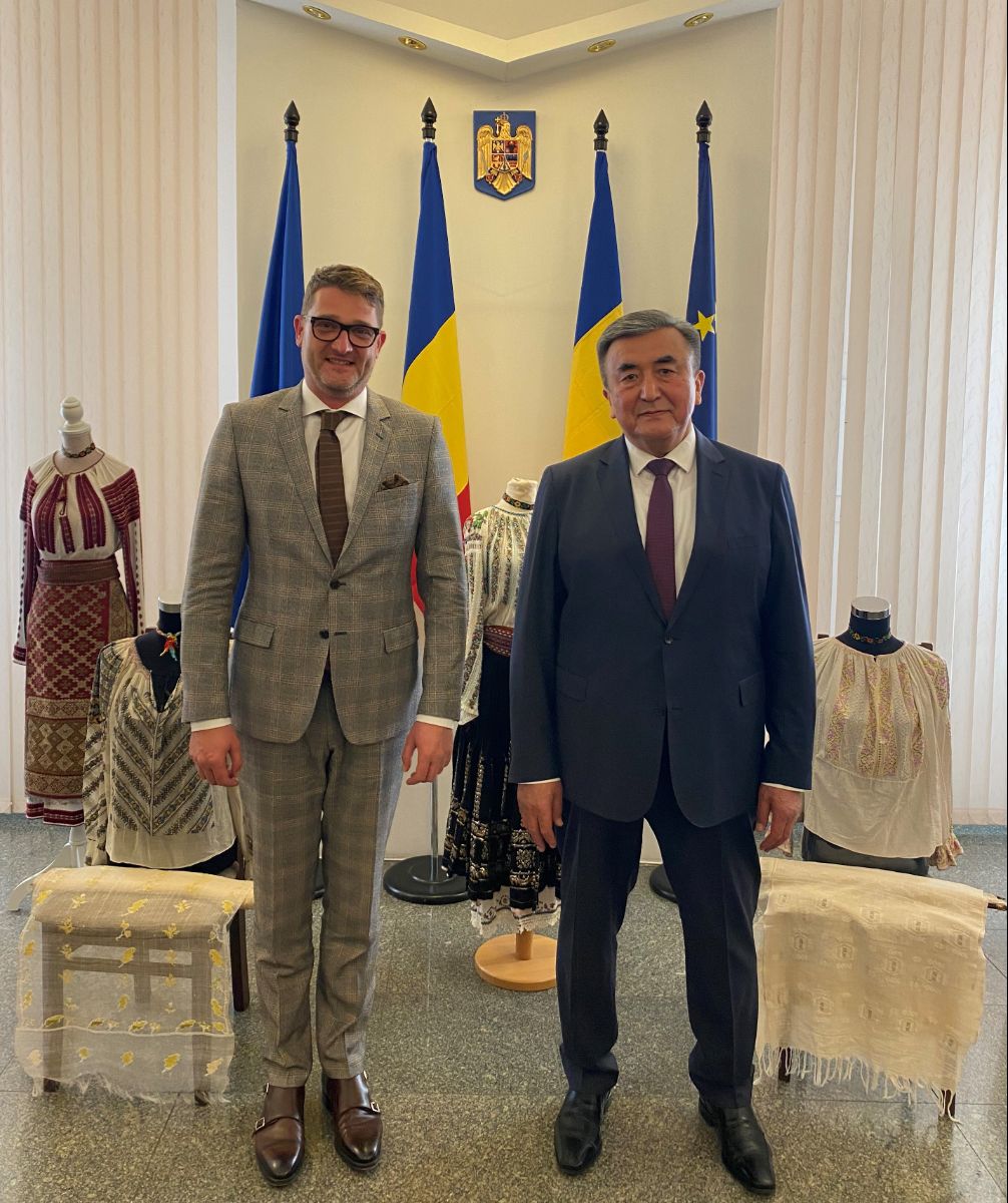 On October 15, 2021, the Ambassador Extraordinary and Plenipotentiary of the Kyrgyz Republic to Romania Zhusupbek Sharipov met with the Ambassador Extraordinary and Plenipotentiary of Romania to Ukraine Christian-Leon Turсanu, at the request of the Kyrgyz side.