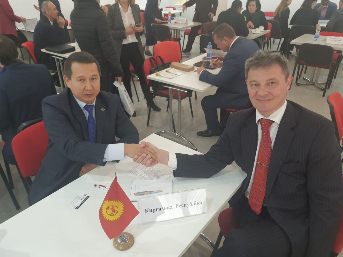 On October 21, 2021, the Embassy of the Kyrgyz Republic in Ukraine took part in the next 20th anniversary meeting of the International Trade Club, organized by the Kyiv Chamber of Commerce and Industry.