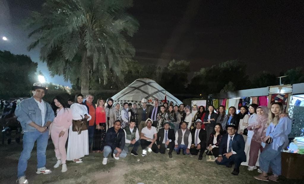 On March 19, 2022, the Embassy of the Kyrgyz Republic in the State of Kuwait took part in the “Spring Festival” on the occasion of the Nooruz holiday and festivities in honor of the national day of the host country, which was initiated by the embassies of the Central Asian states and held with the participation of 36 other embassies and representative offices accredited in Kuwait.