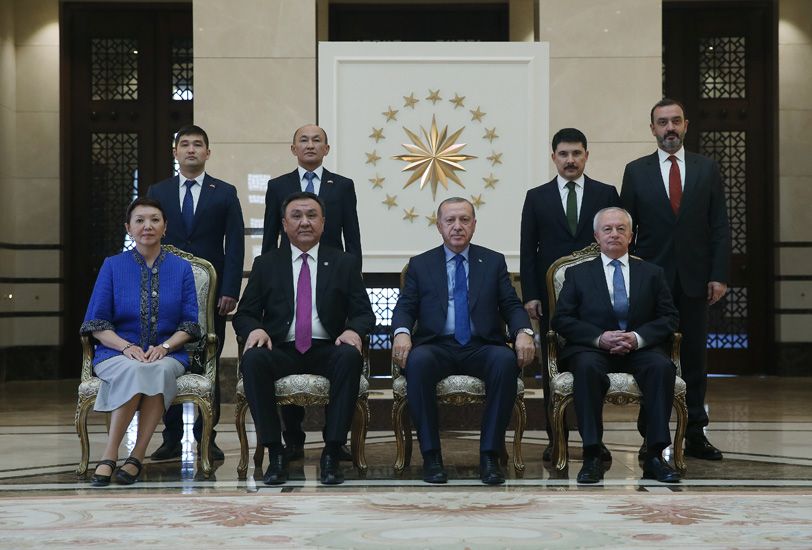 Kırgız Cumhuriyeti Olağanüstü ve Tam Yetkili Ankara Büyükelçisi Kubanıçbek Ömüraliyev Türkiye Cumhuriyeti Cumhurbaşkanı Recep Tayyip Erdoğan'a Güven Mektubu Sundu