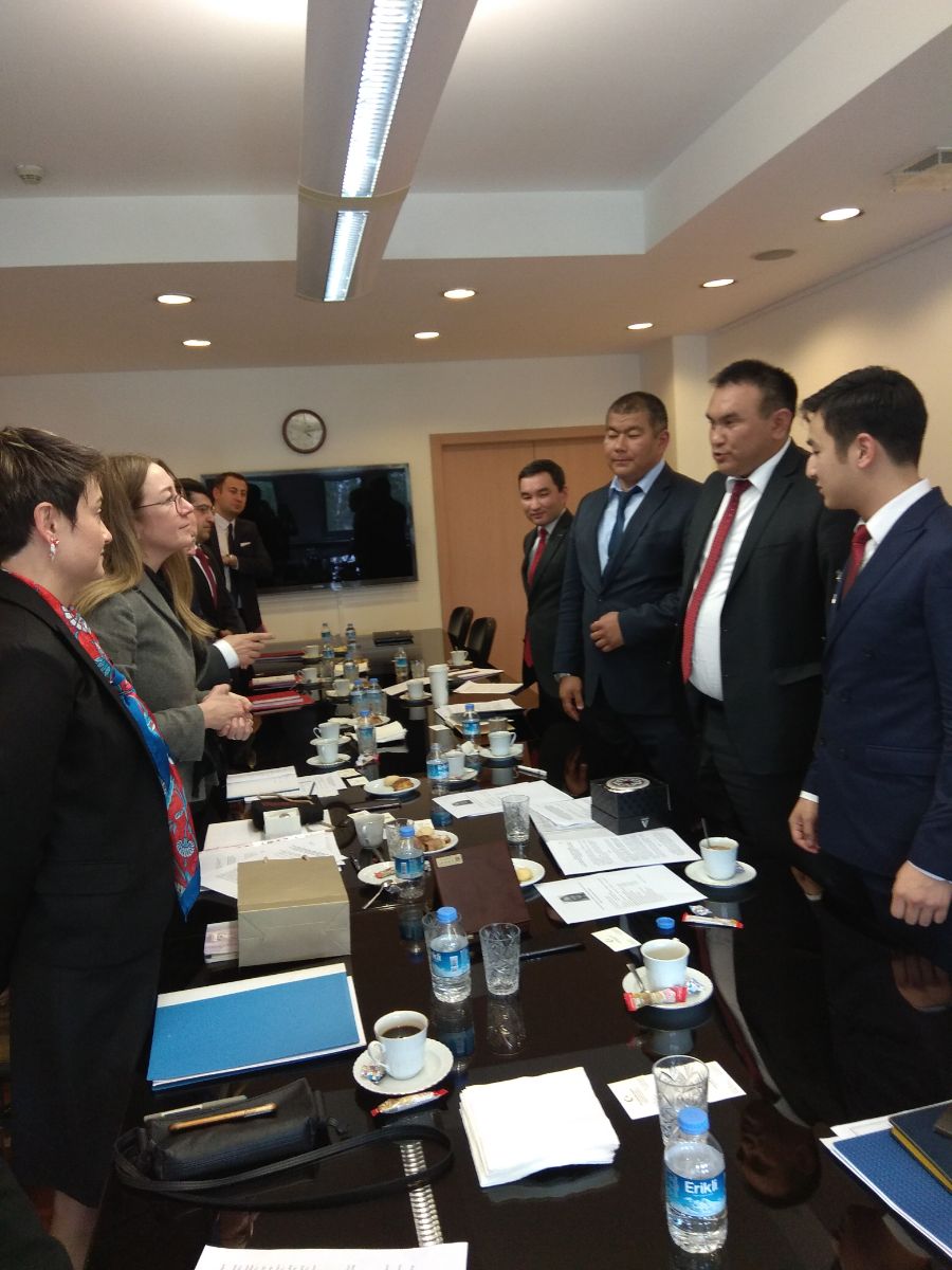 Türkiye Cumhuriyeti Dışişleri Bakanlığı'nda vatandaşların karşılıklı ziyaretleri hakkında konuşmalar gerçekleştirildi