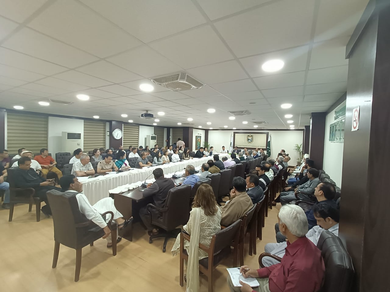 The Pakistan-Kyrgyz Republic trade and investment forum was held in the cities of Islamabad and Lahore of the Islamic Republic of Pakistan with the participation of representatives of the Kyrgyz and Pakistani business circles