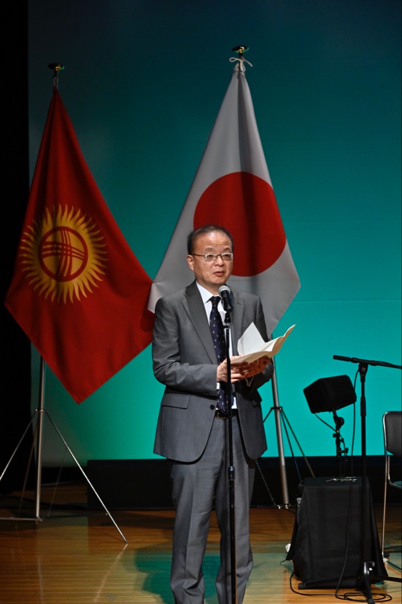 Токио шаарында Кыргызстан менен Япониянын ортосунда дипломатиялык мамилелердин түзүлгөндүгүнүн 30-жылдыгына карата «Жибек жолу – маданият жана достук көпүрөсү» атындагы концерт-ток-шоу өттү