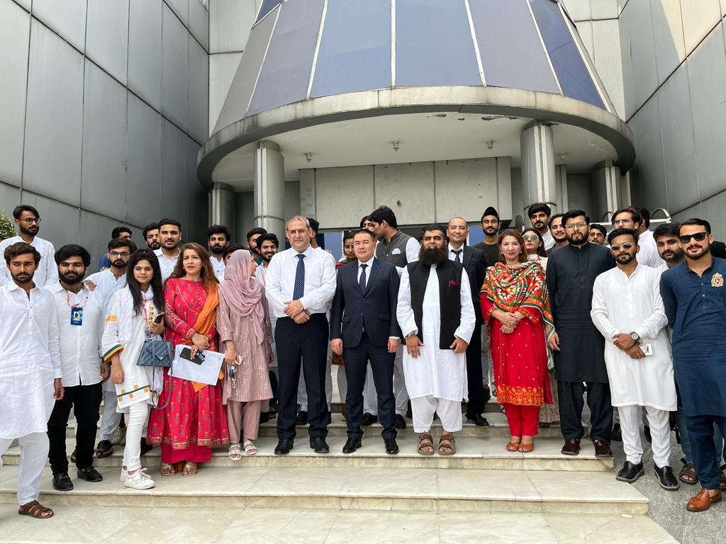 The solemn event dedicated to the celebration of the 30th anniversary of the establishment of diplomatic relations between the Kyrgyz Republic and the Islamic Republic of Pakistan was held in the city of Gujranwala of the Islamic Republic of Pakistan. 