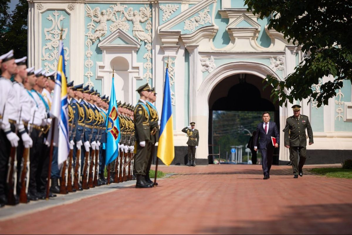 The Ambassador of Kyrgyzstan to Ukraine I.Kadyrkulov presented Credentials to the President of Ukraine V.Zelensky