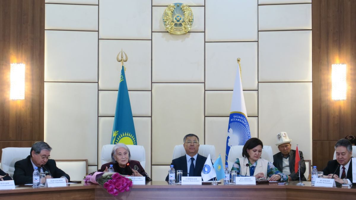 On May 15, 2019, Ambassador Extraordinary and Plenipotentiary of the Kyrgyz Republic to the Republic of Kazakhstan Zh.Kulubaev took part in a round table and at the opening of the exhibition “Meeting of mountains and steppes”, dedicated to the 90th anniversary of the People’s Writer of Kyrgyzstan and Kazakhstan, Ch. Aytmatov, organized by the Public Association “Kyrgyzstan- Astana ”with the support of the akimat of the Nur-Sultan city and the Assembly of the People of Kazakhstan.