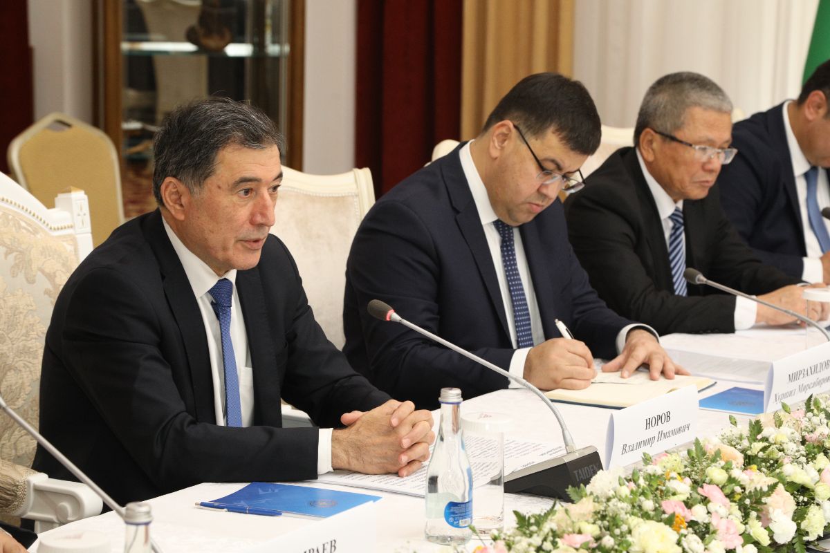 3 ноября 2022 года по приглашению Министра иностранных дел Кыргызской Республики Жээнбека Кулубаева состоялся официальный визит Министра иностранных дел Республики Узбекистан Владимира Норова в Кыргызскую Республику.