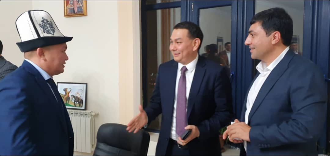 Meeting between the Director of the National Investment Agency under the President of the Kyrgyz Republic Umbriel Temiraliyev  and business representatives communities of Azerbaijan