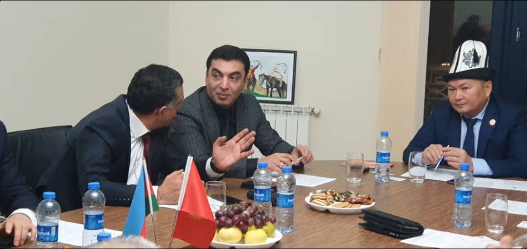 Встреча Директора Национального агентства по инвестициям при Президенте КР Умбриэля Темиралиева  с представителями бизнес сообщества Азербайджана