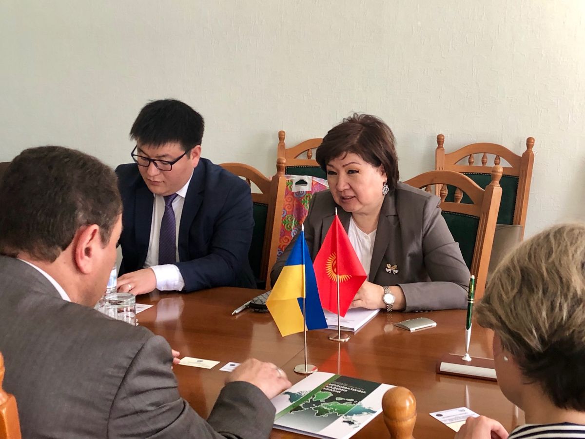 On May 28, 2019, the Embassy of the Kyrgyz Republic in Ukraine took part in the signing of the Memorandum of Understanding between the Diplomatic Academy of the Ministry of Foreign Affairs of the Kyrgyz Republic named after K. Dyikanbayev and the Diplomatic Academy of the Ministry of Foreign Affairs of Ukraine named after G. Udovenko.
