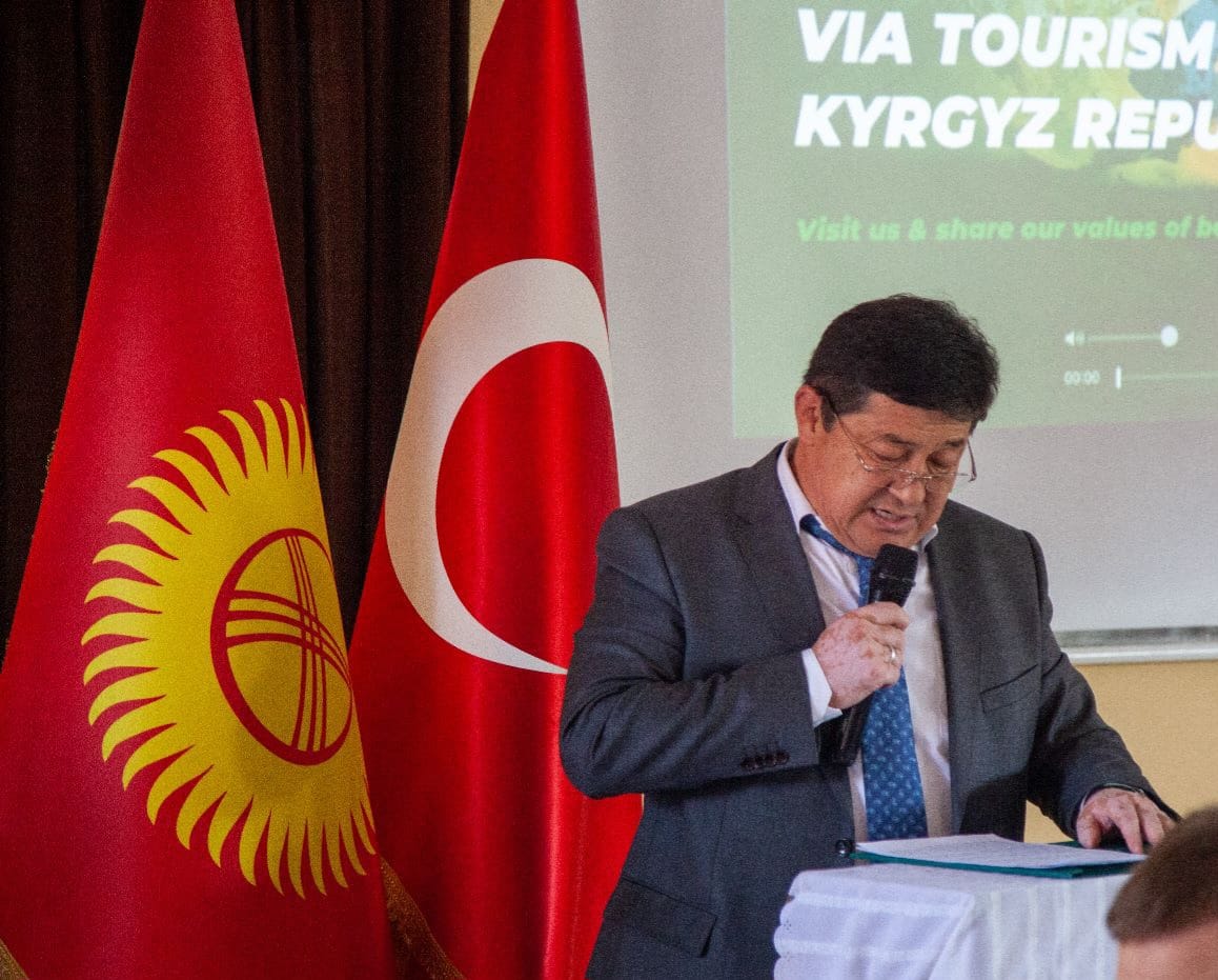 15 июля 2023 года, Генеральное консульство Кыргызской Республики в г. Стамбуле провело бизнес-форум «Инвестиционные и рыночные возможности Кыргызской Республики» в формате рабочего завтрака в рамках «Торговой платформы тюркского мира».