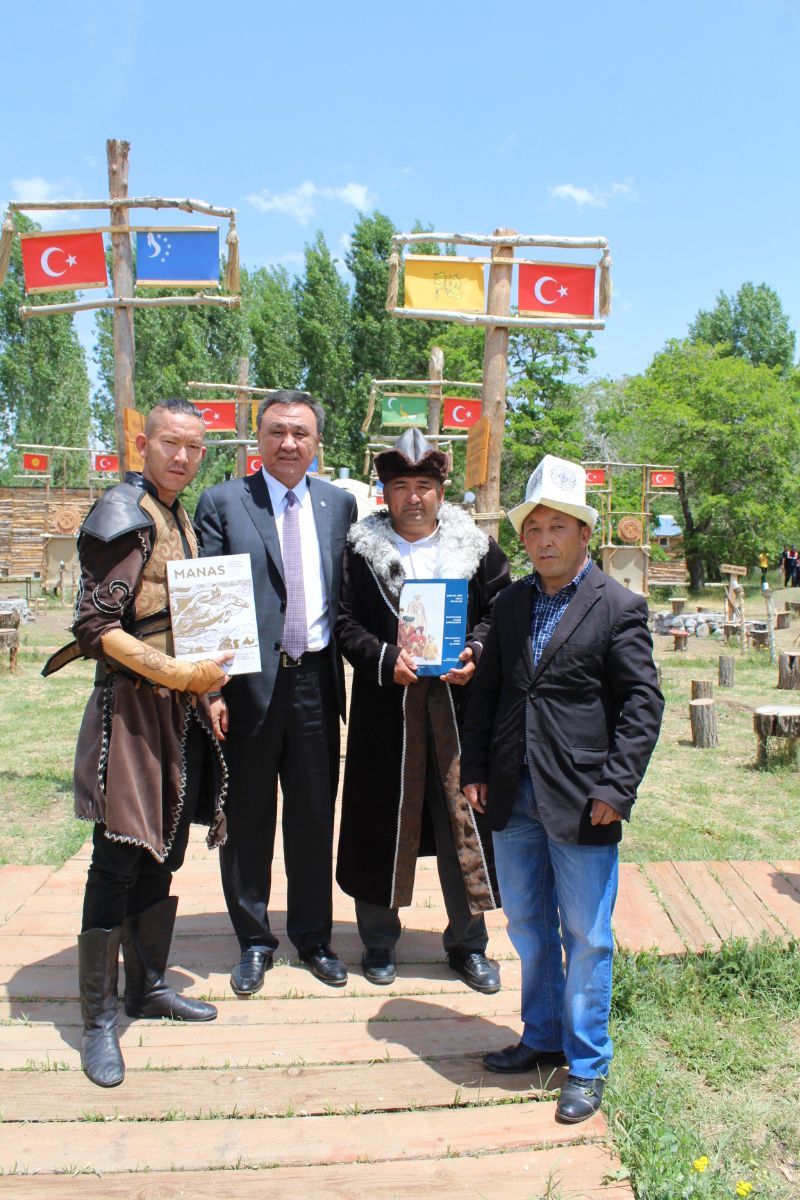 Büyükelçisi Kubanıçbek Ömüraliyev etnik Kırgızların yaşadığı Van ilini ziyaret etti