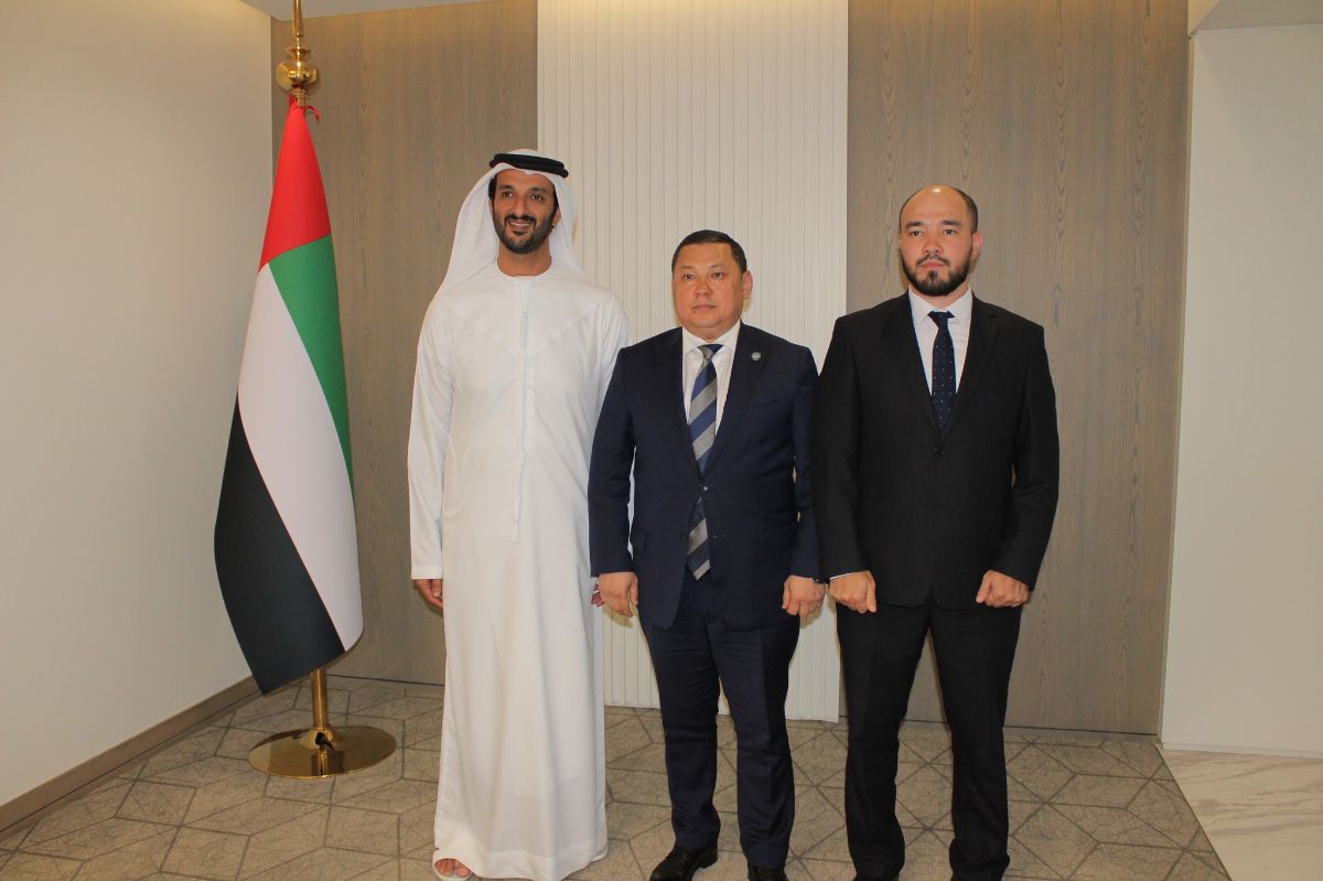 Consul General of the Kyrgyz Republic HE Timur Abdijalil held a working meeting with the UAE Minister of Economy HE Abdullah bin Touq Al Marri. 
During the meeting, the parties discussed the current bilateral cooperation, as well as prospects and ways to further strengthen the economic partnership between the Kyrgyz Republic and the United Arab Emirates. 