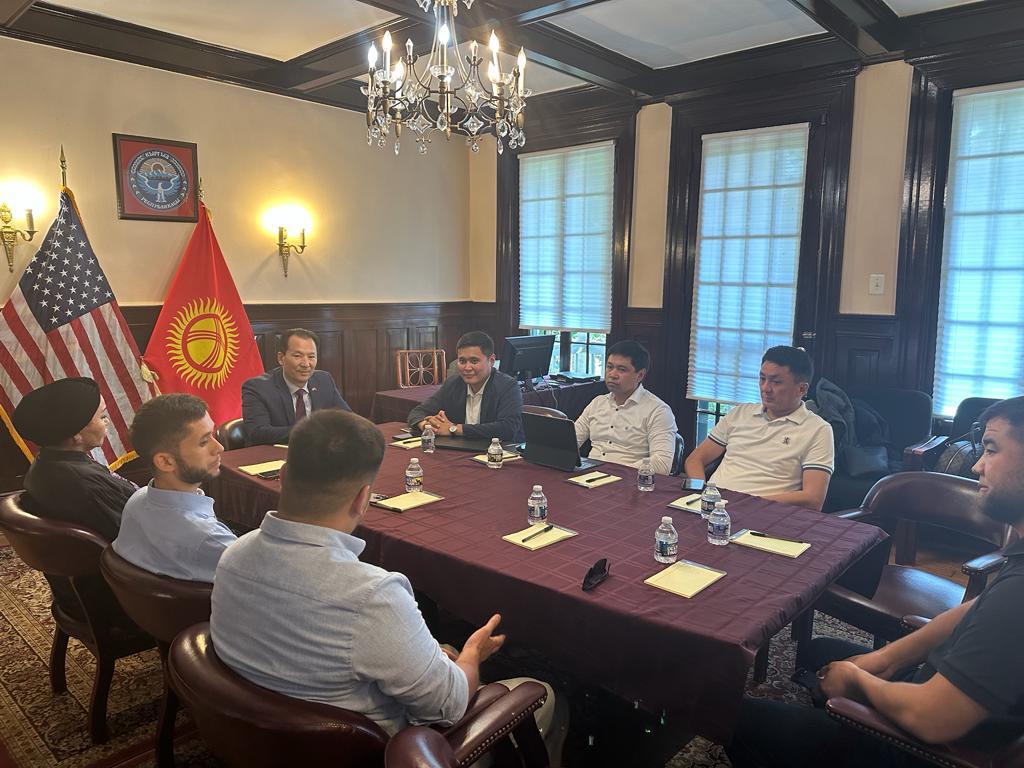 The issues of improving cooperation between Kyrgyz and American businessmen were discussed