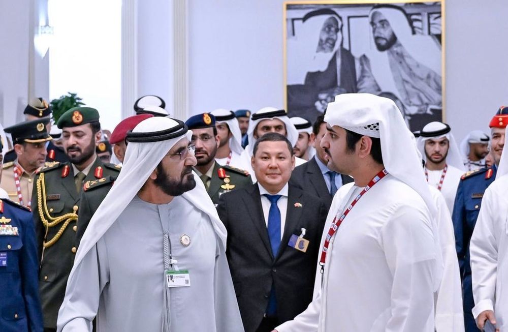 Генеральный консул КР в Дубае Тимур Абдижалил и наследный принц Дубая шейх Хамдан бен Мухаммед бен Рашид Аль Мактум побеседовали об отношениях между двумя странами.