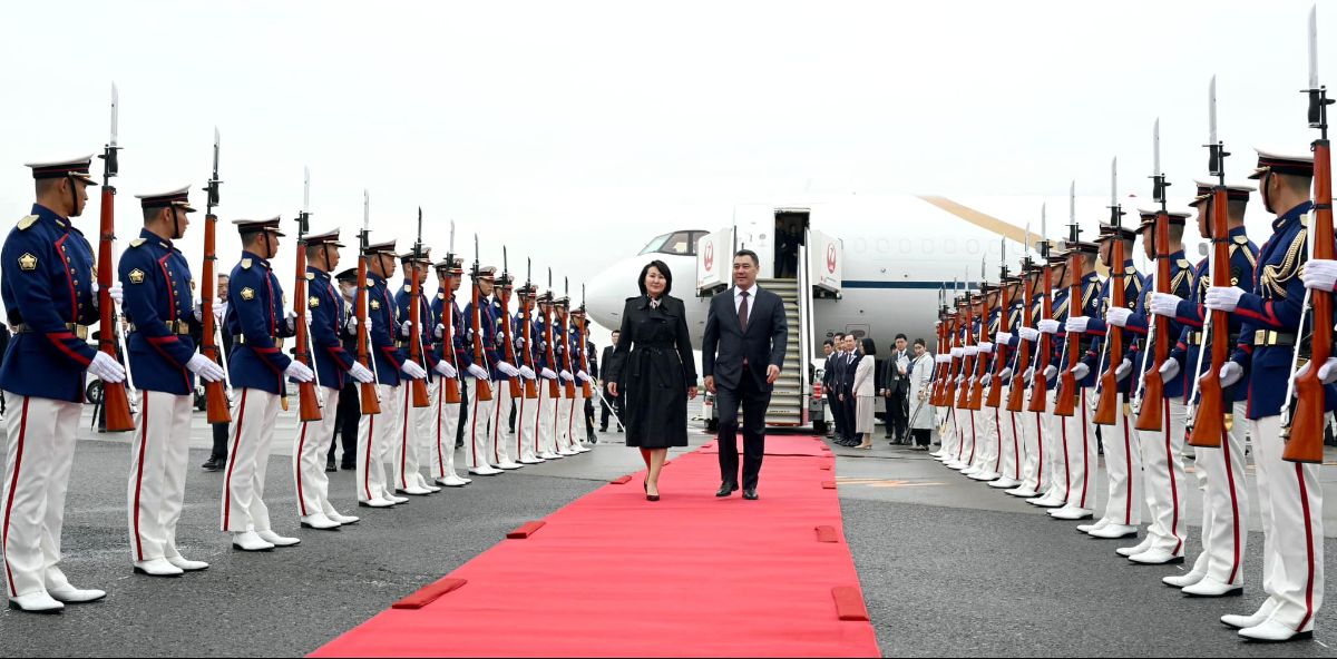 Президент Садыр Жапаров расмий сапар менен Токиого келди