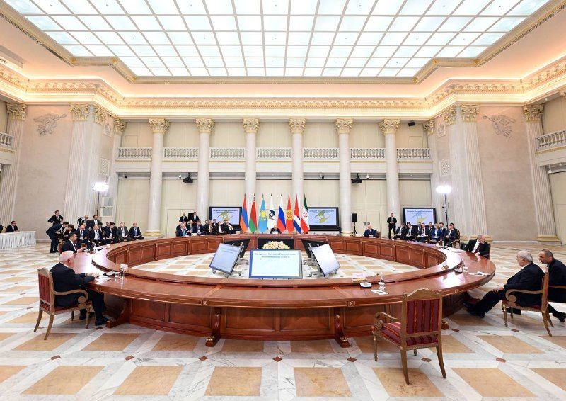 По итогам очередного заседания Высшего Евразийского экономического совета (ВЕЭС), прошедшего сегодня, 25 декабря, в г. Санкт-Петербург (Российская Федерация) подписан ряд документов.