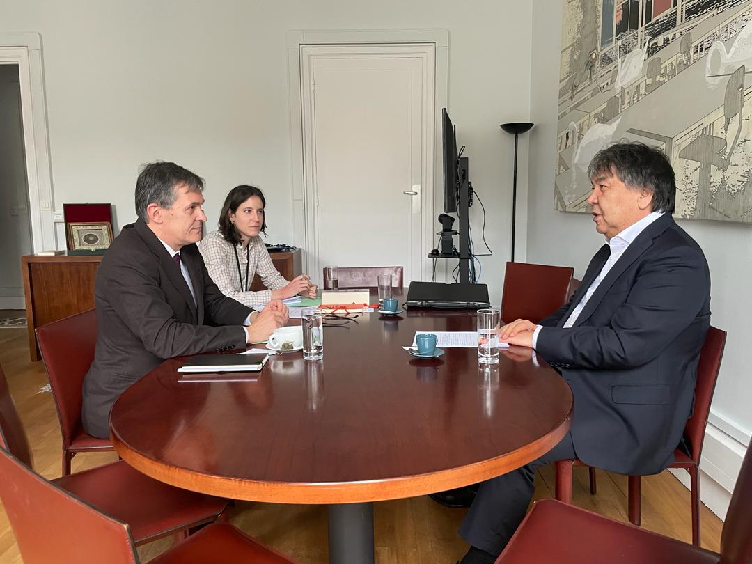 Ambassador Extraordinary and Plenipotentiary Ambassador of the Kyrgyz Republic to France Sadyk Sher-Niyaz met with the Director of Continental Europe Department of the French Foreign Ministry Brice Roquefueil.