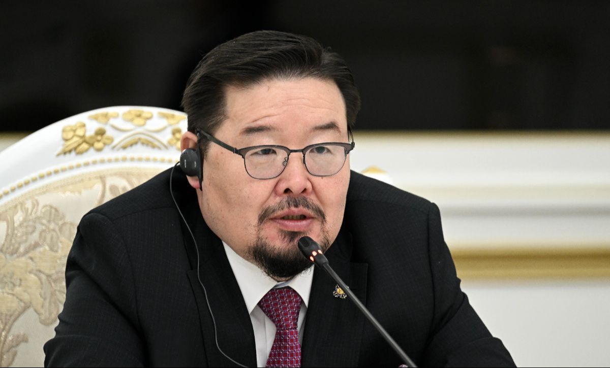 Президент Садыр Жапаров Монголия парламентинин төрагасы Гомбожавын Занданшатарды кабыл алды