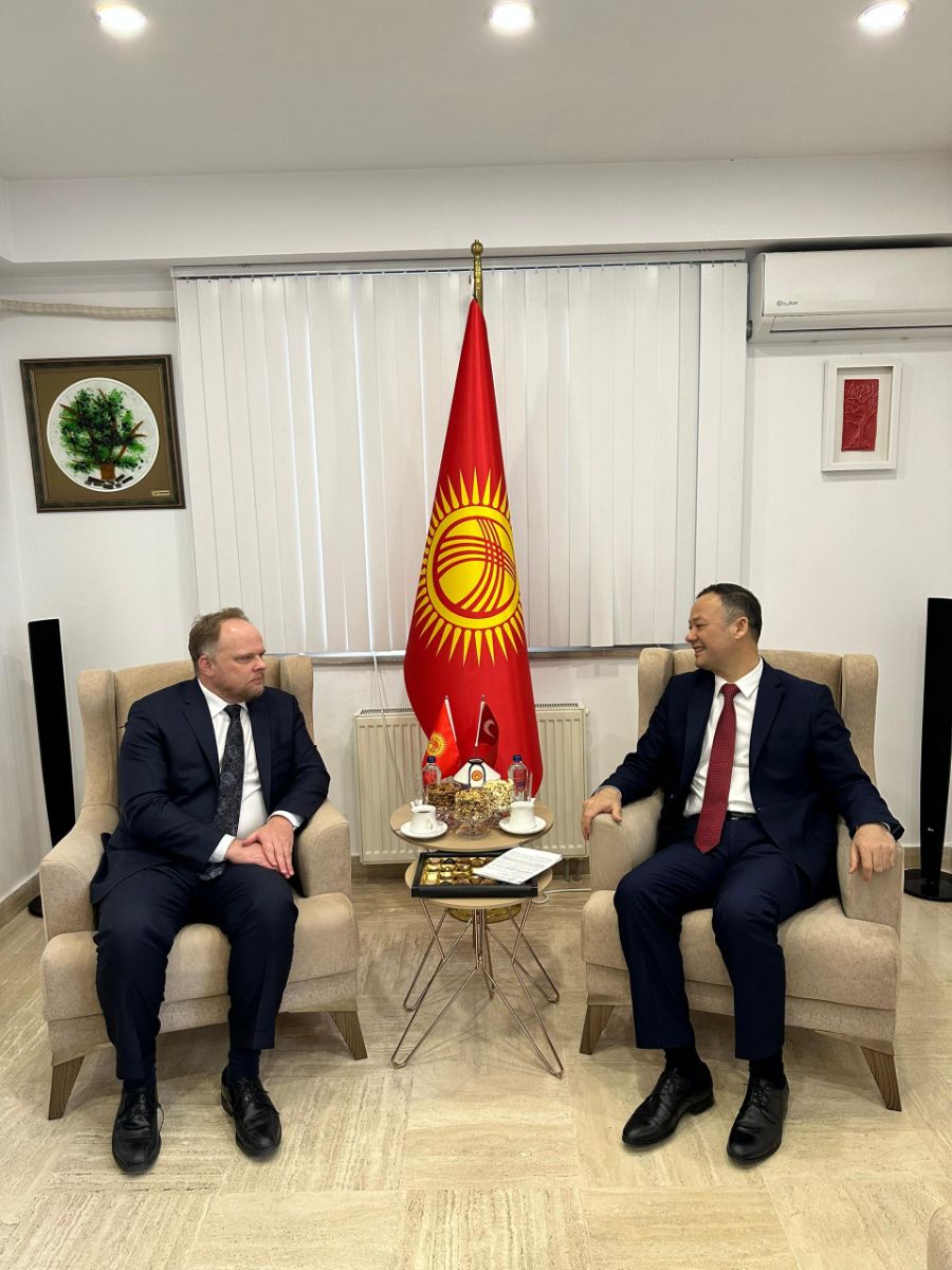 Ambassador Ruslan Kazakbaev met with the Ambassador of Canada to Türkiye Kevin Hamilton
