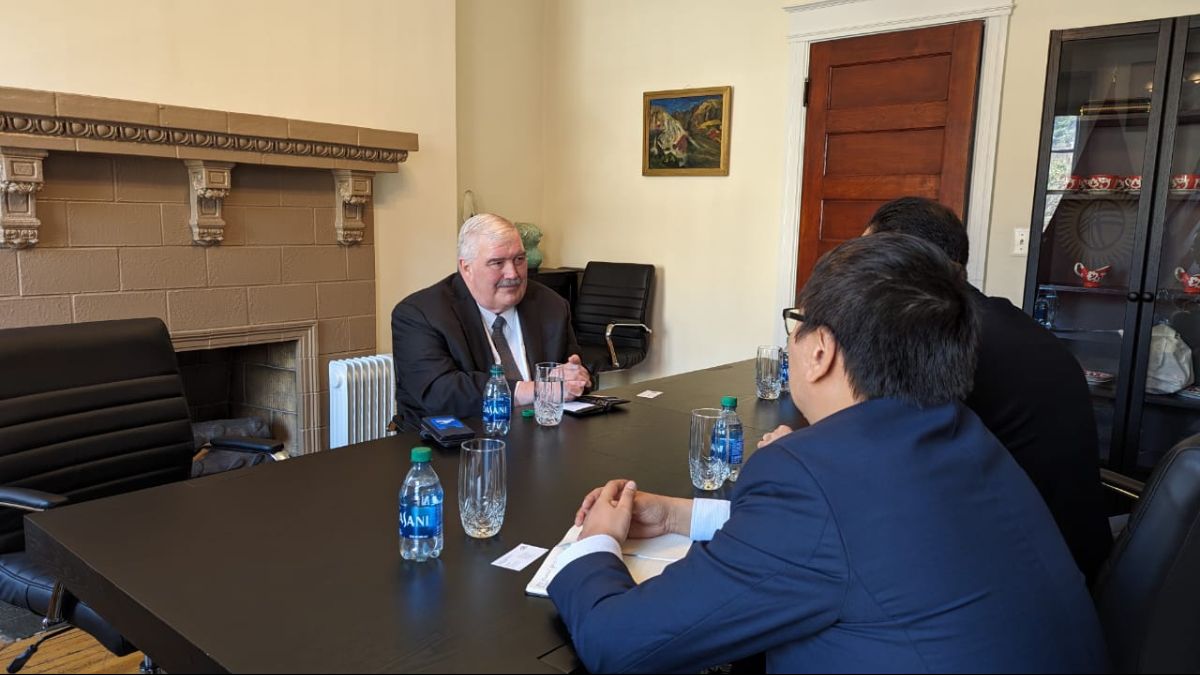 The issue of intensifying cooperation between US banks and banks of Kyrgyzstan was discussed
