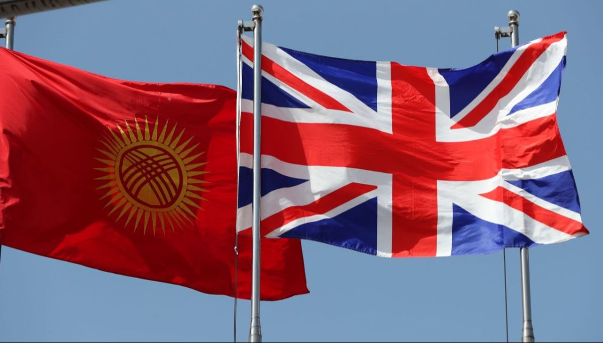 В Кыргызстан с официальным визитом прибыл Министр иностранных дел Великобритании Лорд Дэвид Кэмерон