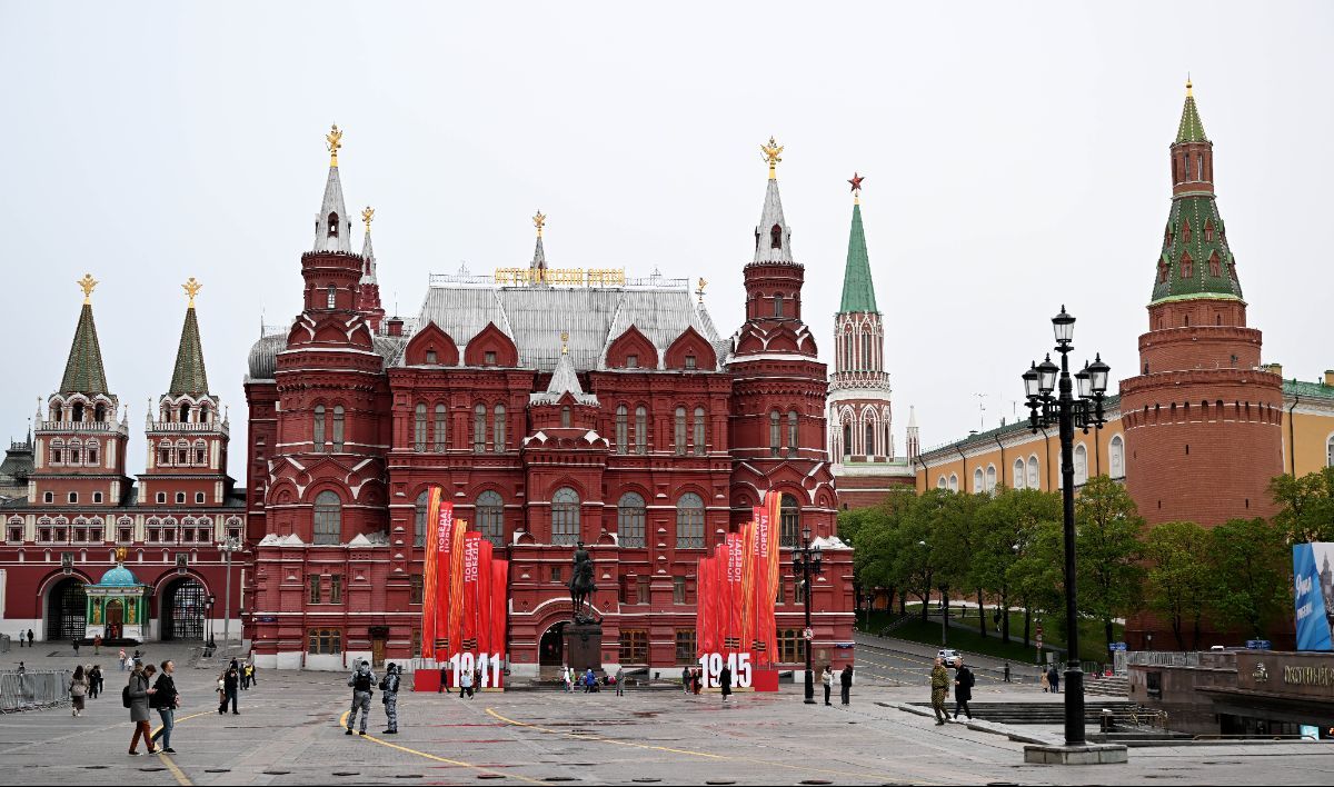 Президент Садыр Жапаров прибыл в Москву для участия в юбилейном саммите Евразийского экономического совета