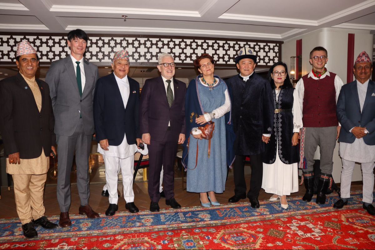 Элчи Аскар Бешимов Непалдын Президенти Рамчандра Пауделге Ишеним грамотасын тапшырды