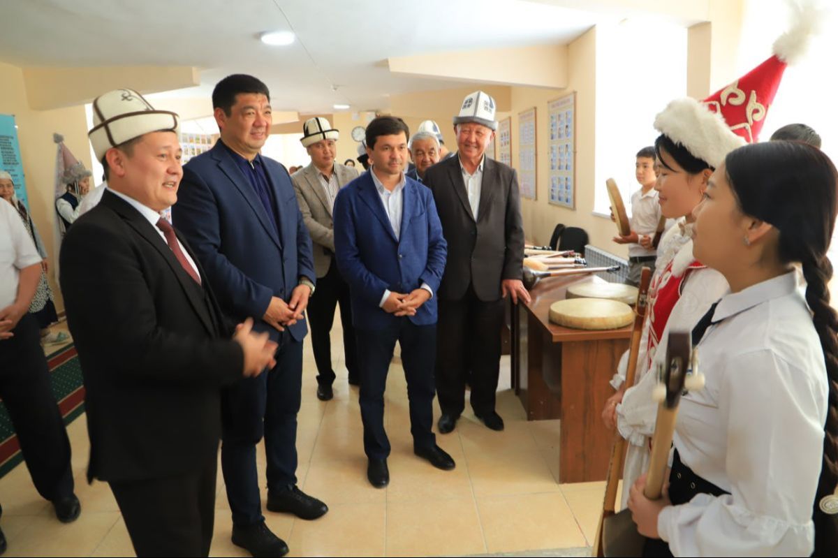 Посол Муса Джаманбаев посетил село Манас в Джизакской области Узбекистана, где проживают этнические кыргызы