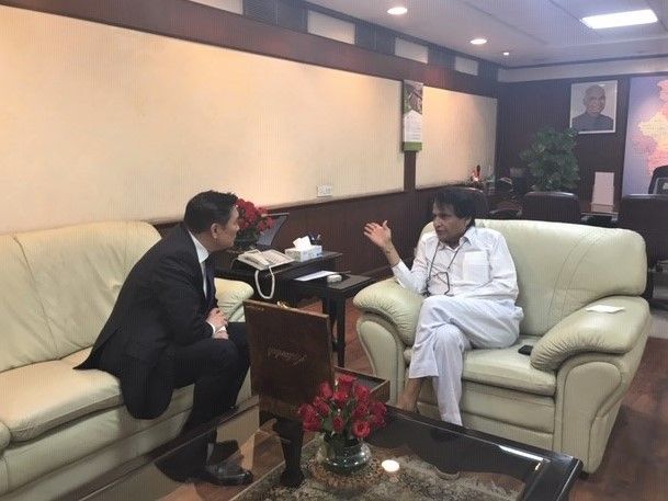 On 6th May 2019, the Ambassador Extraordinary and Plenipotentiary of the Kyrgyz Republic Asein Isaev met with the Minister of Civil Aviation and Commerce and Industry of India Suresh Prabhu at the Ministry of Civil Aviation of India.