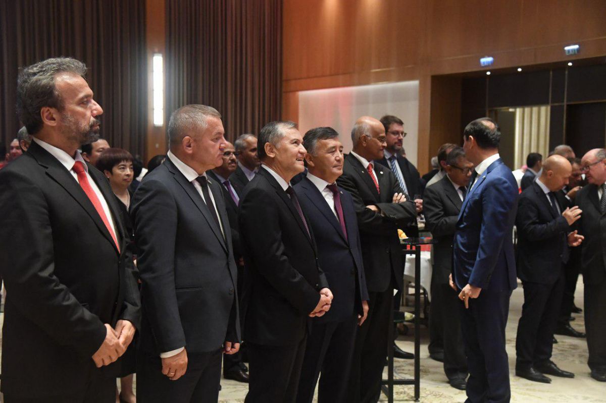 27 сентября 2019 года состоялся официальный прием по случаю 28-годовщины Дня Независимости Кыргызской Республикой, организованный Посольством Кыргызской Республики в Республике Узбекистан.
