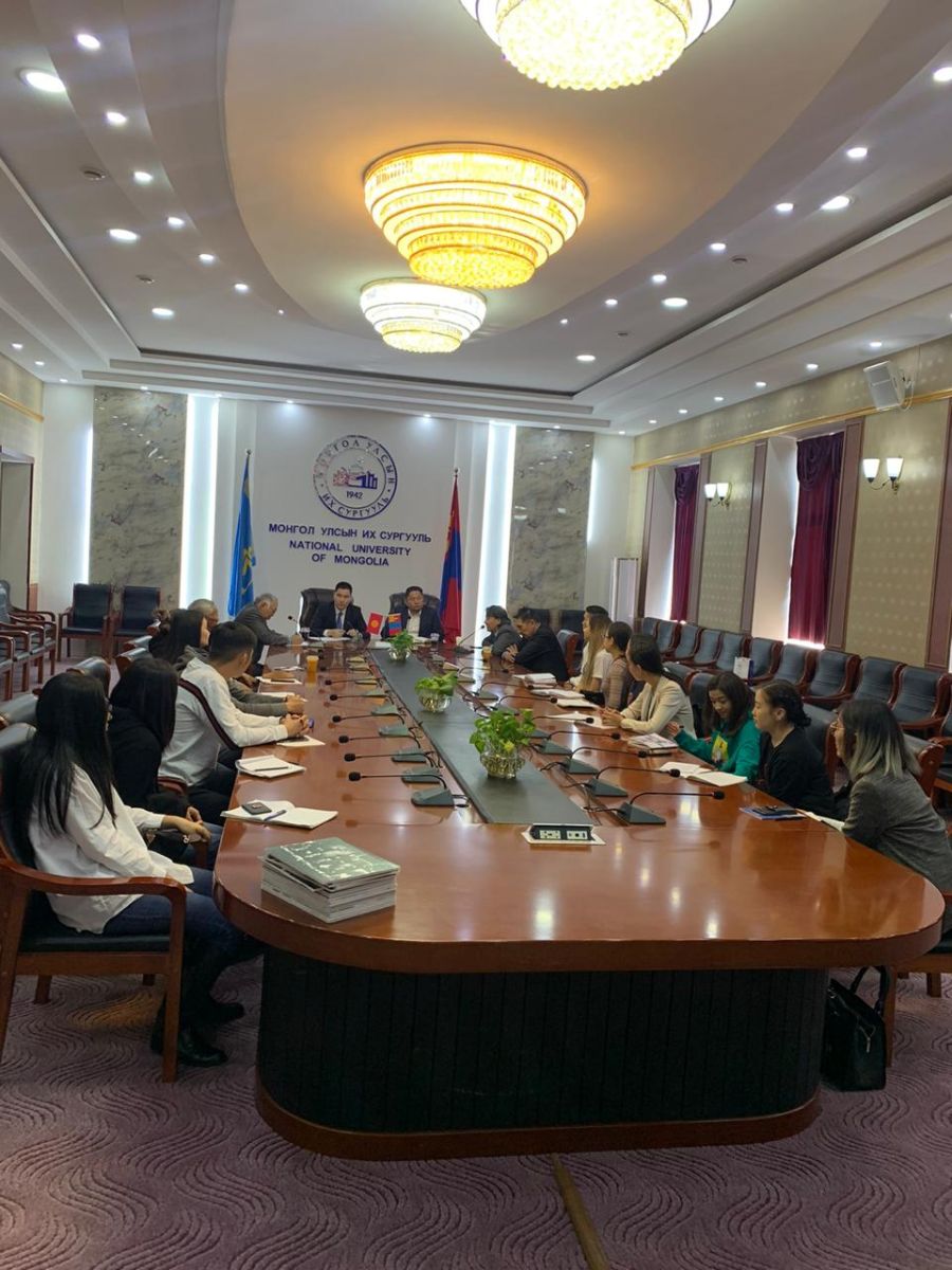 On October 15, 2019, the Minister-Counsellor of the Embassy of the Kyrgyz Republic (concurrently) in Mongolia Rakhman Adanov took part in a round table on the theme “Kyrgyzstan and Mongolia close in spirit countries” held at the Mongolian State University (MongSU).