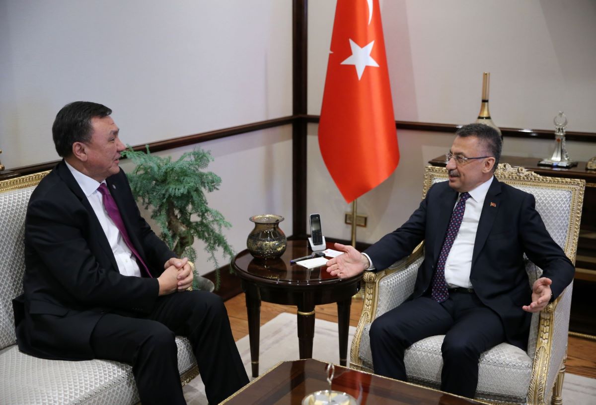 On January 22, 2020, Ambassador Extraordinary and Plenipotentiary of the Kyrgyz Republic to the Republic of Turkey Kubanychbek Omuraliev met with Vice President of the Republic of Turkey Fuat Oktay.
