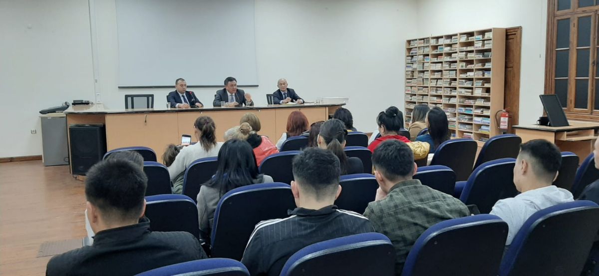 On January 30-31, 2020, the Ambassador Extraordinary and Plenipotentiary of the Kyrgyz Republic to the Republic of Turkey Kubanychbek Omuraliev paid a working visit to Izmir.