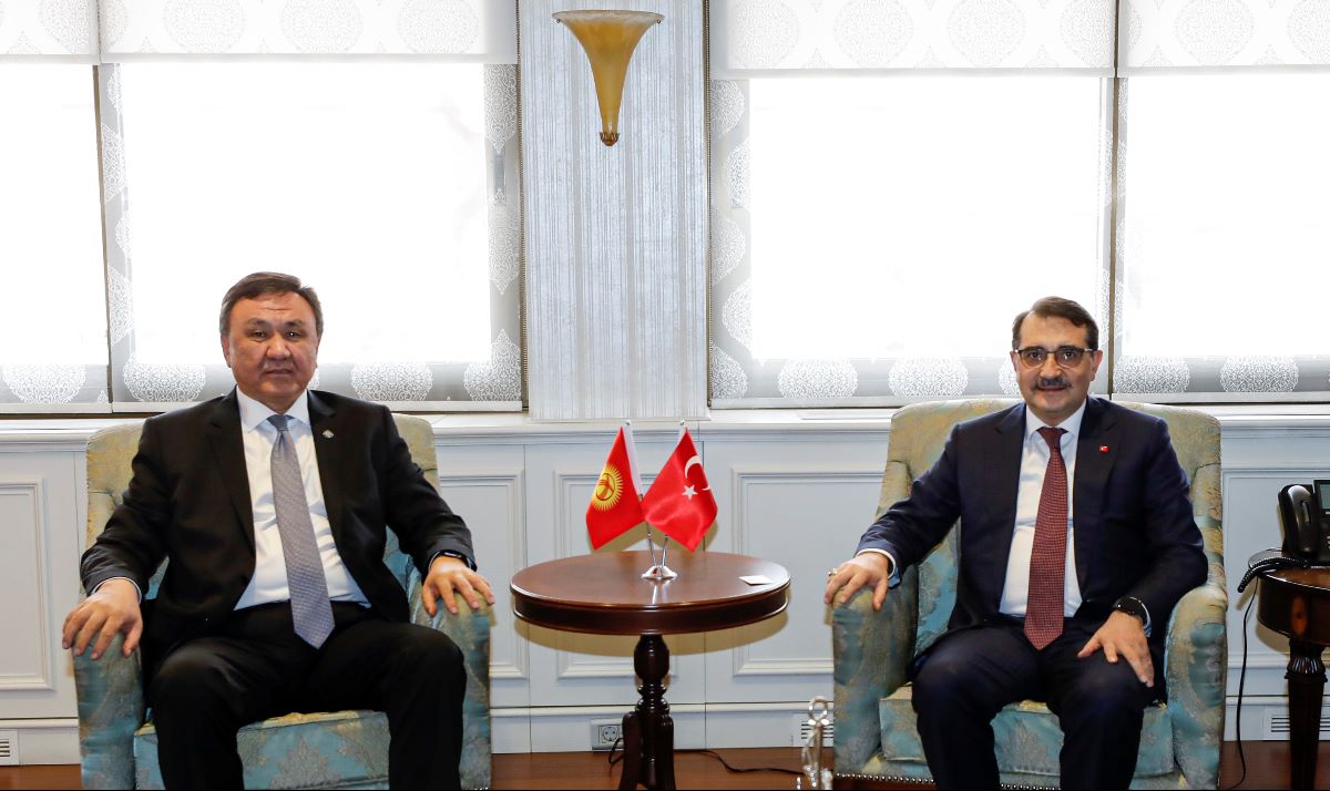 On February 3, 2020, Ambassador Extraordinary and Plenipotentiary of the Kyrgyz Republic to the Republic of Turkey Kubanychbek Omuraliev met with Minister of Energy and Natural Resources of the Republic of Turkey Fatih Donmez.