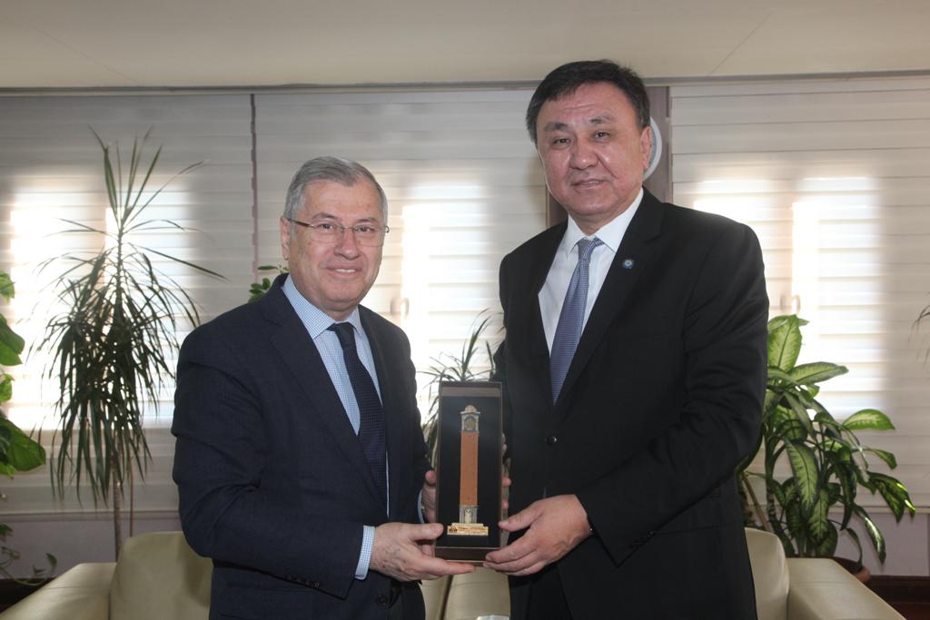 On February 26-27, 2020, the Ambassador Extraordinary and Plenipotentiary of the Kyrgyz Republic to the Republic of Turkey Kubanychbek Omuraliev paid a working visit to the cities of Adana.