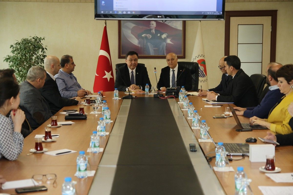 On February 28, 2020, the Ambassador Extraordinary and Plenipotentiary of the Kyrgyz Republic to the Republic of Turkey Kubanychbek Omuraliev paid a working visit to Mersin.