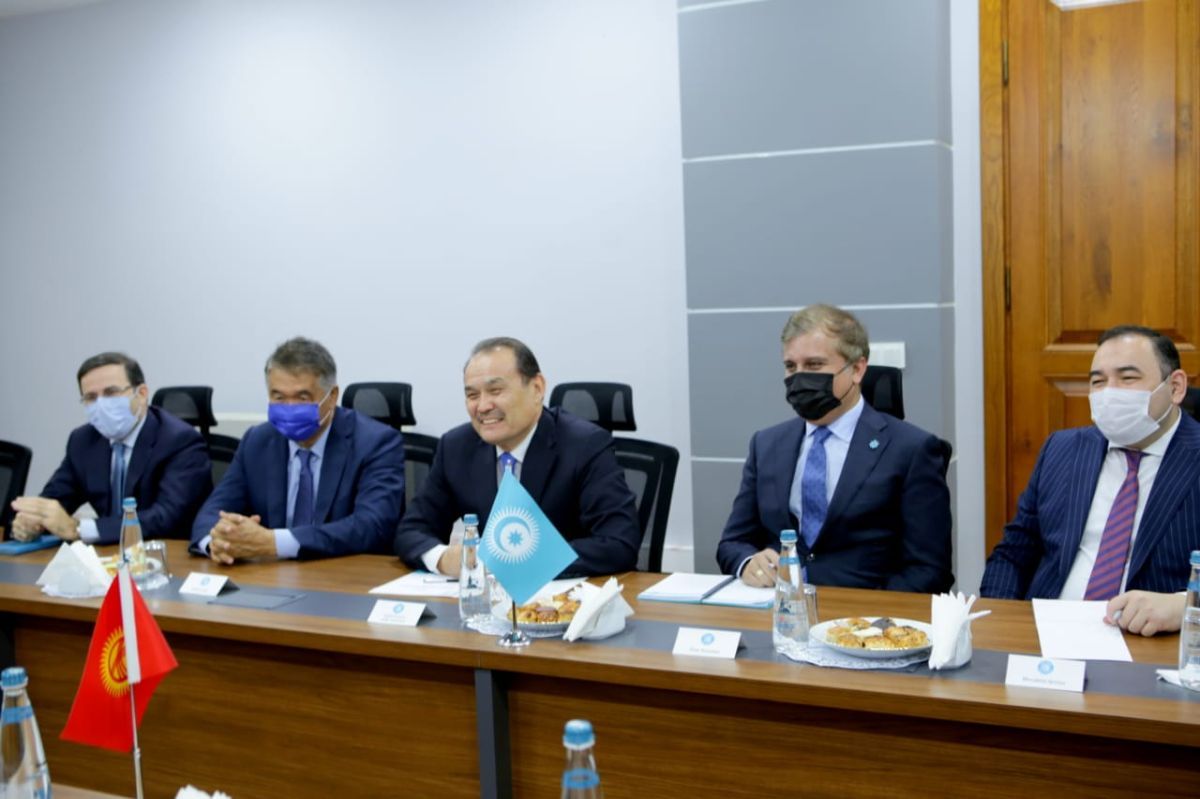 Kırgız Cumhuriyeti Dışişleri Bakanı Ruslan Kazakbayev Türk Konseyi Genel Sekreteri Bağdat Amreyev ile göüştü