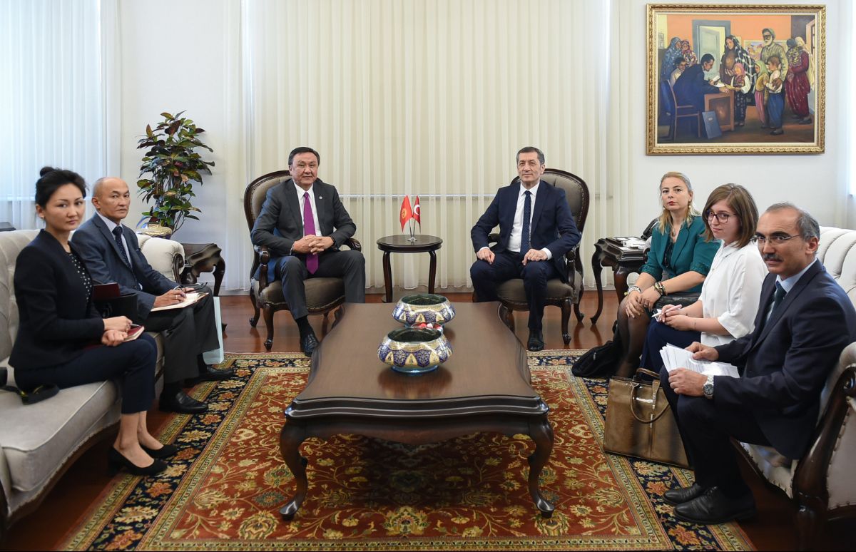 On July 9, 2019, there was the meetıng of Ambassador Extraordinary and Plenipotentiary of the Kyrgyz Republic to the Republic of Turkey Kubanychbek Omuraliev with the Minister of National Education of the Republic of Turkey Ziya Selchuk