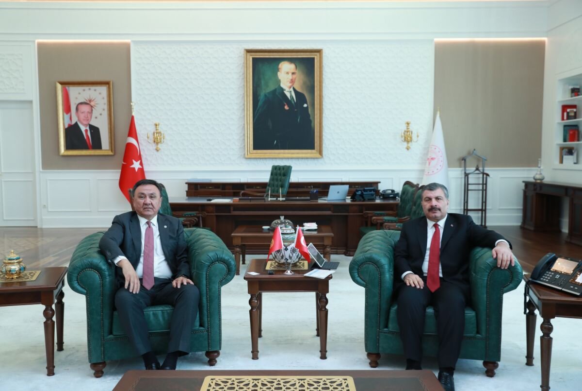 On September 3, 2019, The Extraordinary and Plenipotentiary Ambassador of the Kyrgyz Republic to the Republic of Turkey Kubanychbek Omuraliev met with Ministry of health of the Republic of Turkey Fahrettin Koca