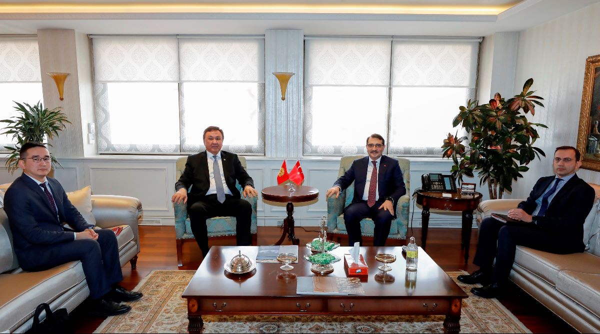 2020-02-03 With the Minister of Energy and Natural Resources F. Donmez