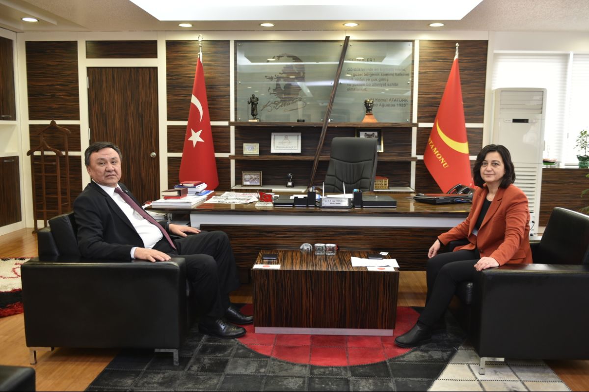 2020-02-06 With the deputy mayor of Kastamonu N. Çolak