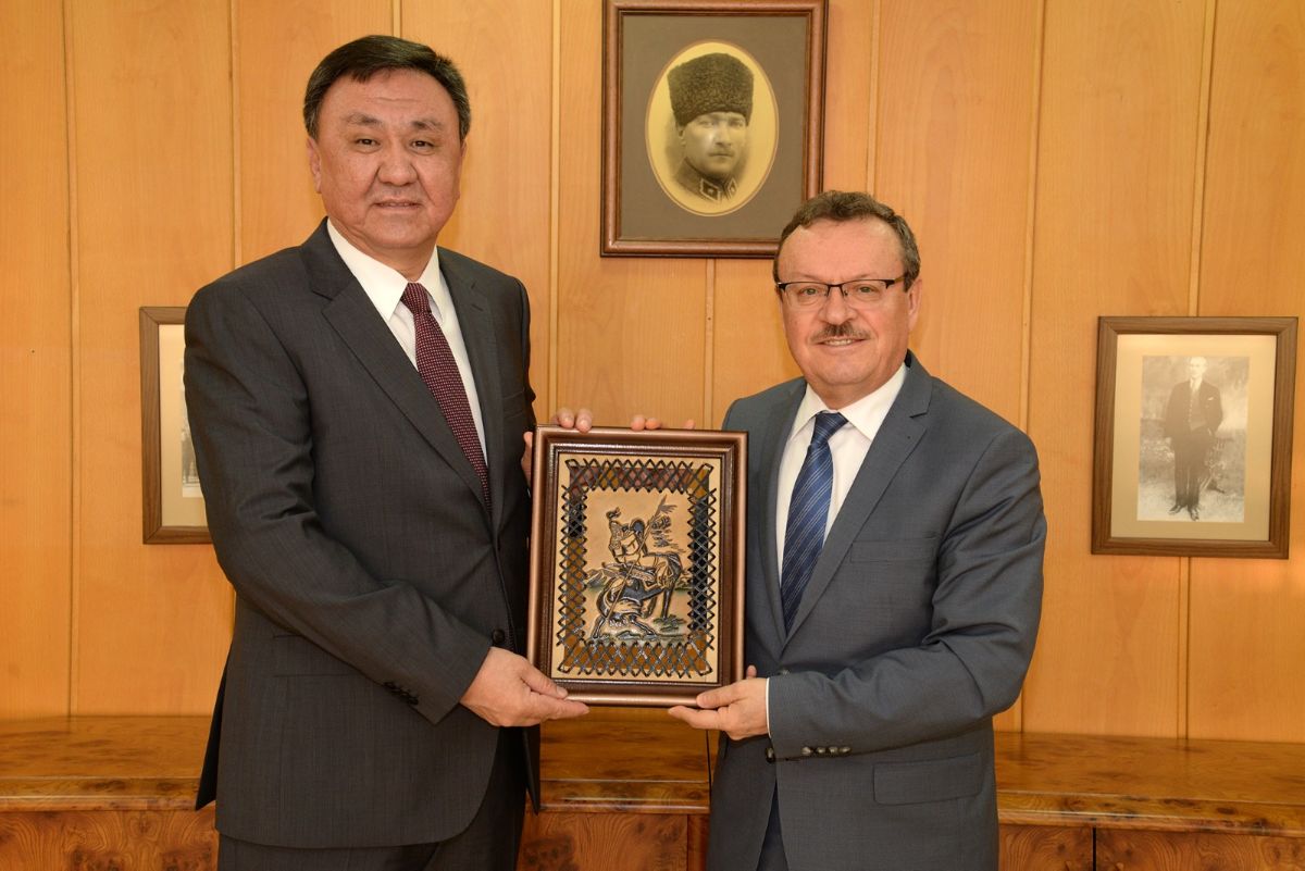 2020-02-14 With the rector of Uludag University S. Kılavuz 