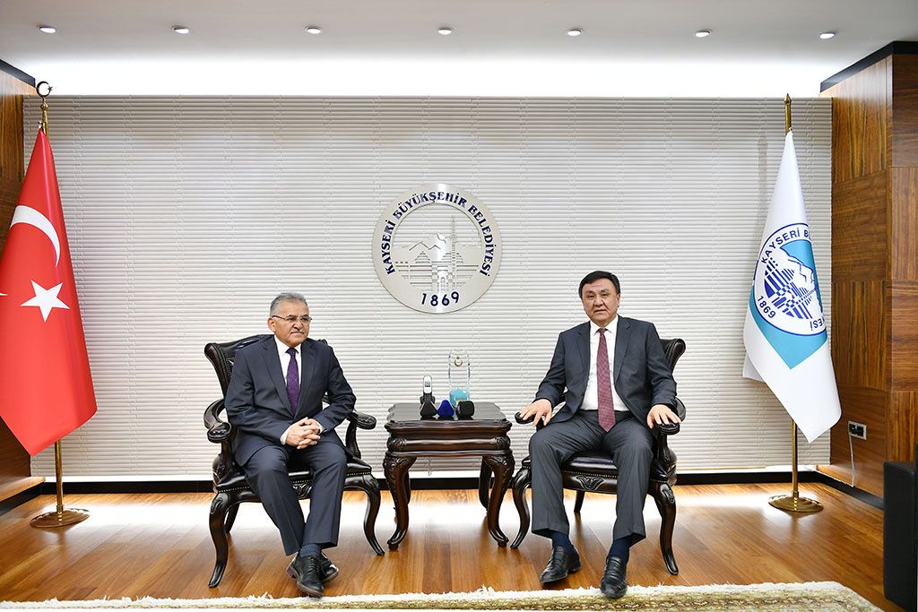 2020-03-03  With the mayor of Kayseri  M. Buyukkılıç