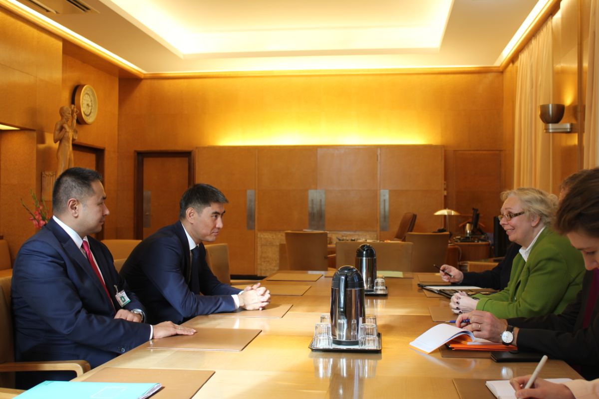 Minister Chingiz Aidarbekov met with the Director-General of the UN Office in Geneva