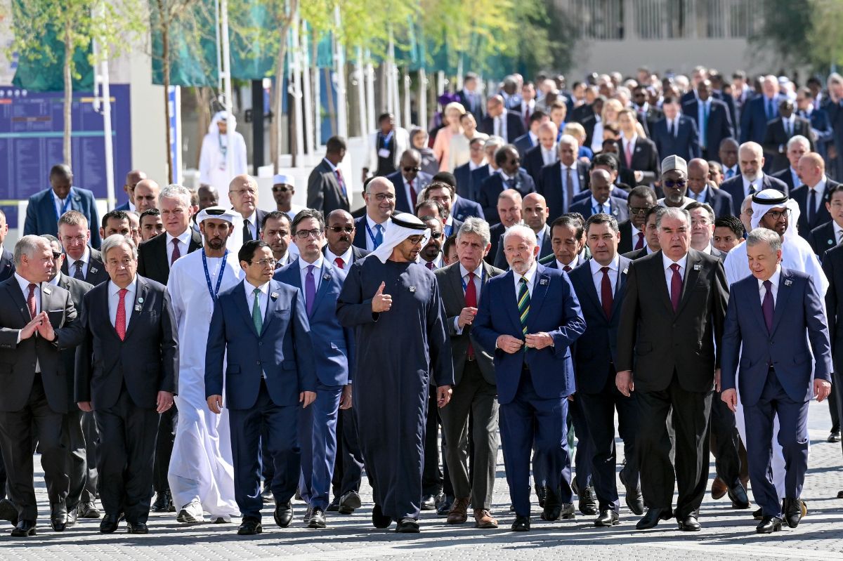 Завершился рабочий визит Президента Кыргызской Республики Садыра Жапарова в Объединенные Арабские Эмираты (ОАЭ), состоявшийся с 30 ноября по 3 декабря.